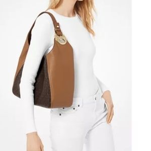 Michael Kors Bags - Michael Kors Fulton Hobo *FINAL REDUCTION* Michael Kors Bags - Michael Kors Fulton Hobo *FINAL REDUCTION*